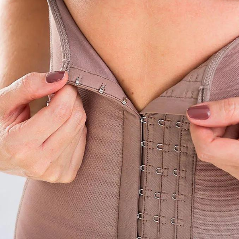 Rövid magas derekú öv patentokkal (2X1 AKCIÓ)®