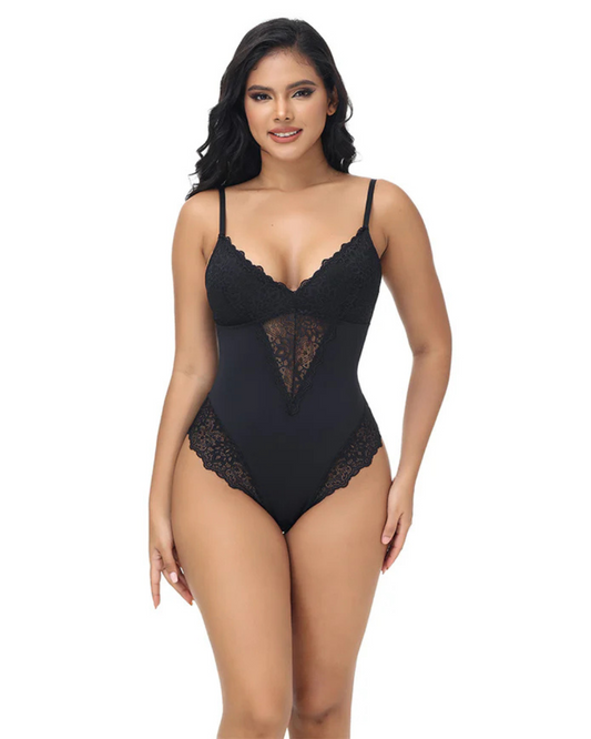 Női ujjatlan csipkés alakformáló alsó vékony pántokkal