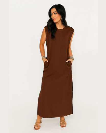 Hosszú, laza ruha oldalsó zsebekkel