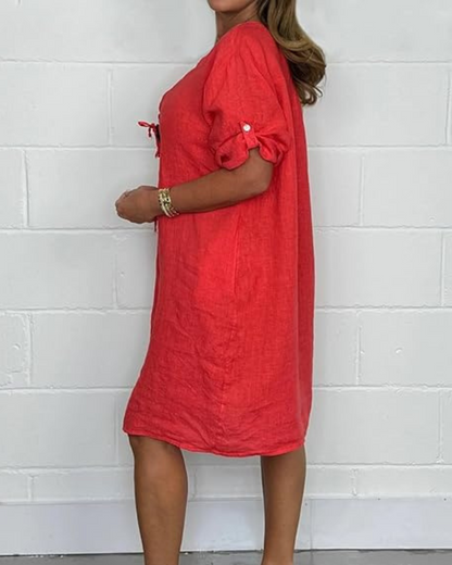 Hosszú ujjú elegáns gombokkal ellátott vászonruha