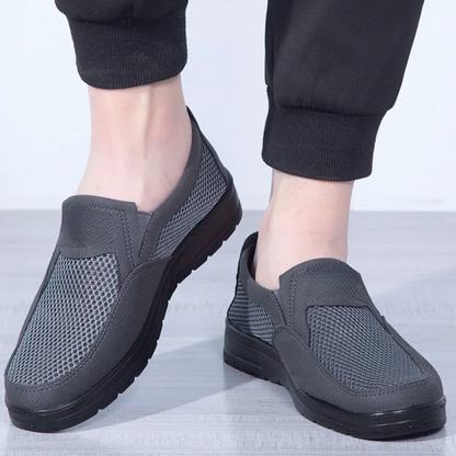 Lélegző anyagból készült alkalmi cipő férfiaknak