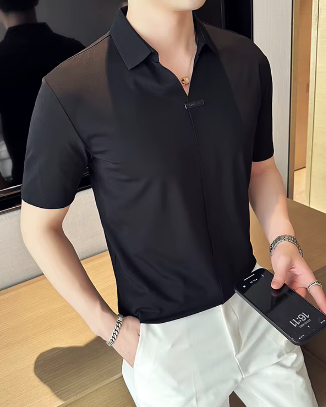 Férfi póló, nagy rugalmasságú, könnyű, puha és gyűrődésálló, egyszínű