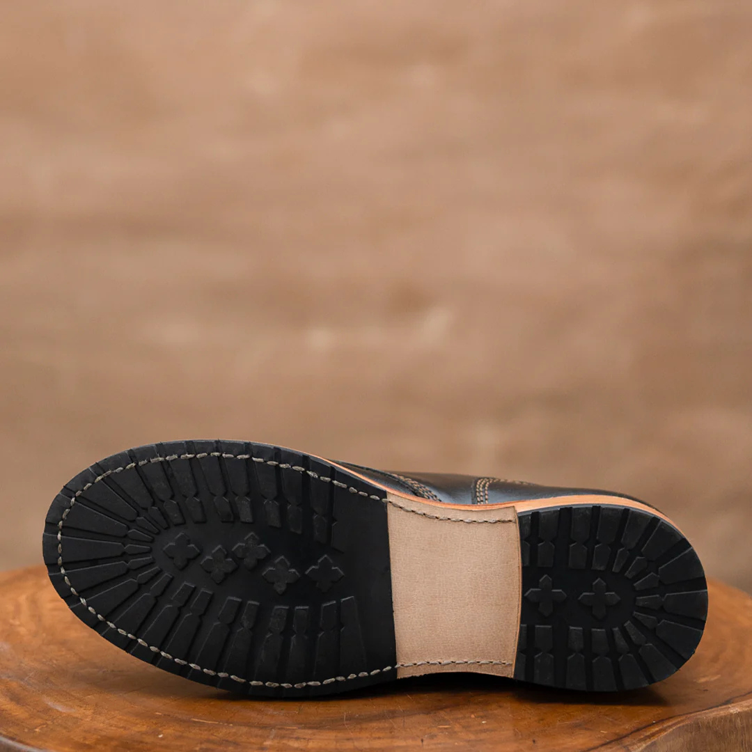 Ortopédiai talppal ellátott bőrcsizma férfiaknak