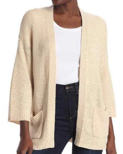 Kényelmes, nyitott elülső részű kötött kabát