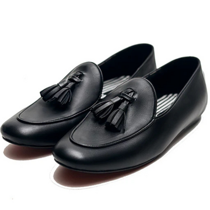 Klasszikus férfi mokaszinok modern csavarral