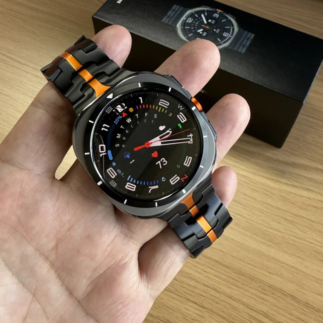 Futurisztikus és funkcionális titán szíjjal ellátott sportóra®