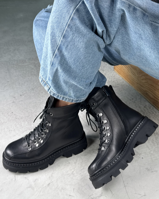 Magas sarkú polár bélésű női csizma