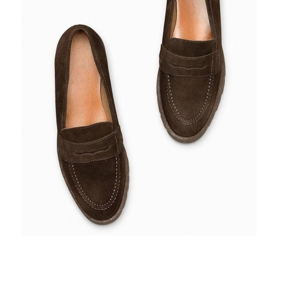 Női mokaszin cipő sarokkal